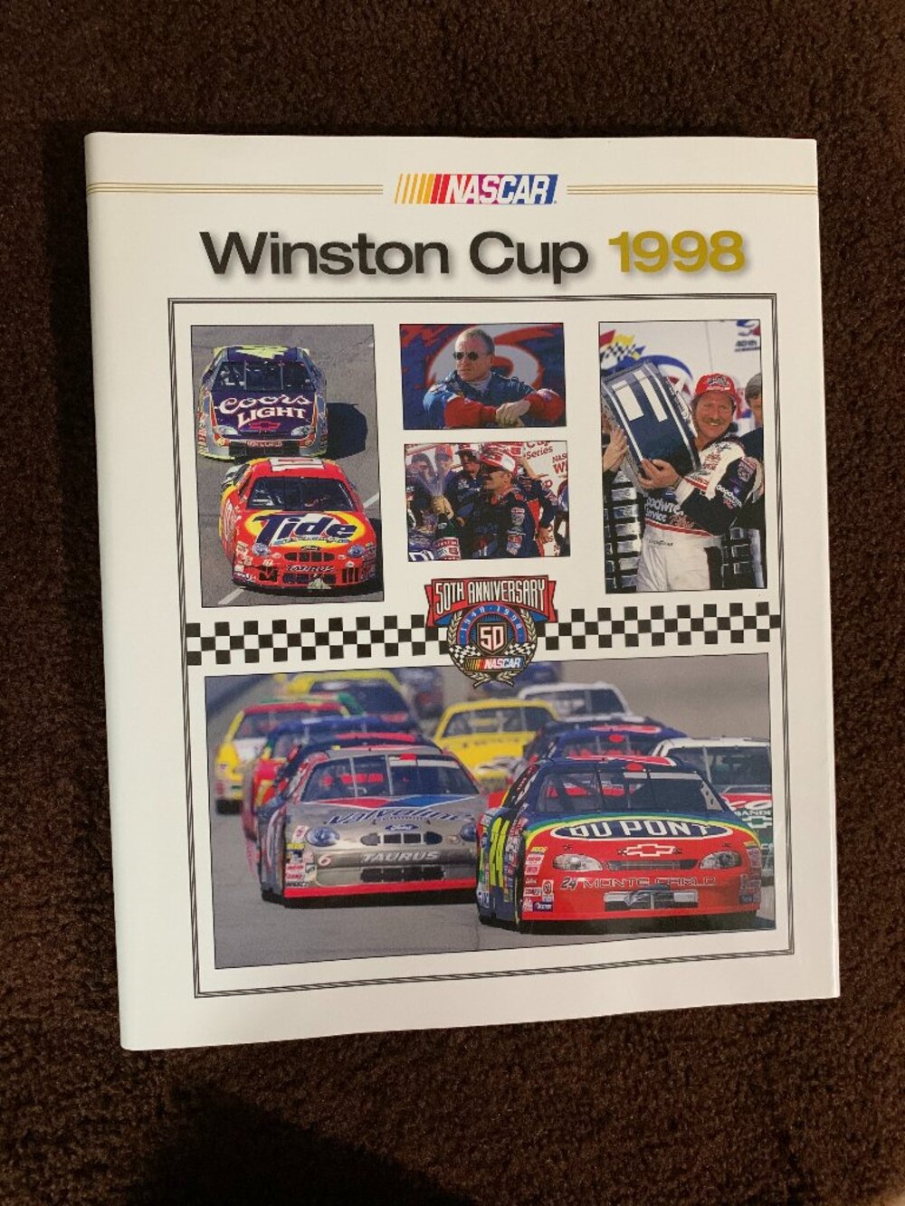 Nascar Winston Cup Book             "Jeff Gordon Champion"
